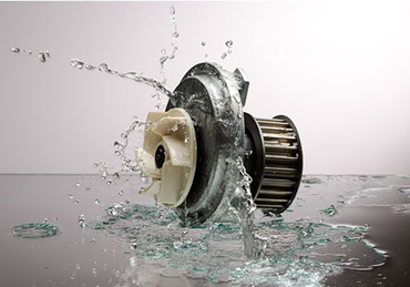 pompă pentru lichid de ungere şi răcire