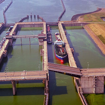 Krammersluis, Olanda