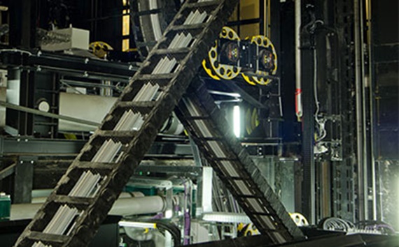 Sisteme e-spool și în zig-zag la platforme pentru scene