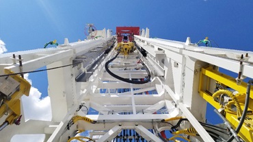 Dispozitiv de acționare superioară