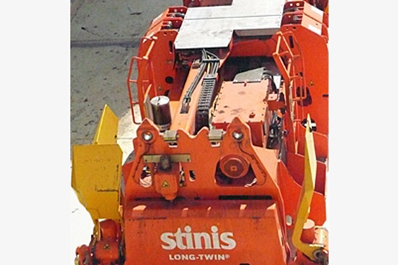 Picture of spreader application with energy chain